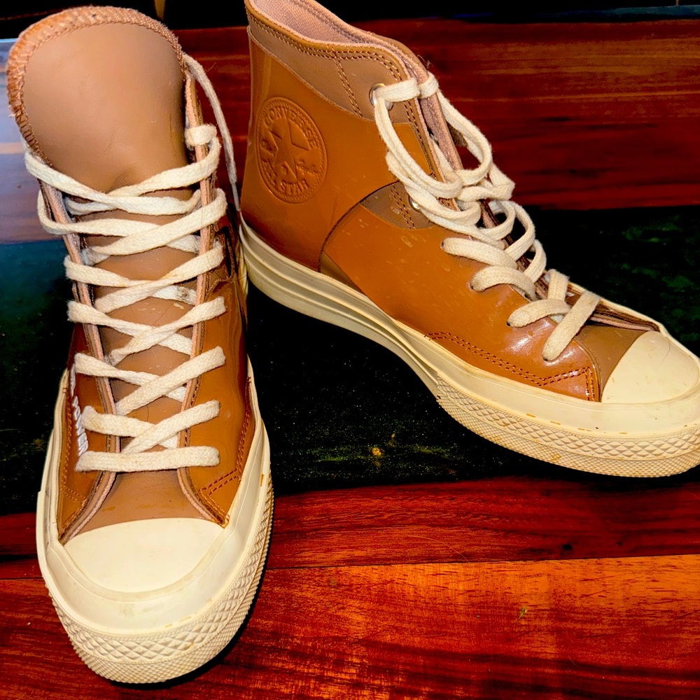 Beige Girl Power Hightop Converse